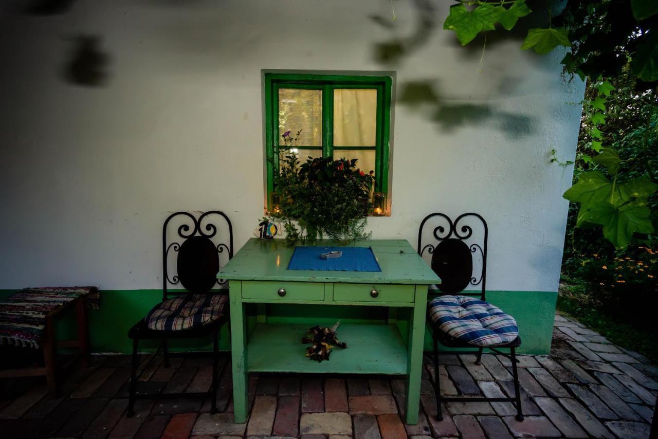 Apartamento Ribarska Kuca - Ilok ,Tradicijska Kuca-Sobe Exterior foto