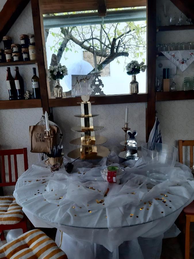 Apartamento Ribarska Kuca - Ilok ,Tradicijska Kuca-Sobe Exterior foto